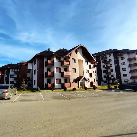 アパート Stefa ズラティボール