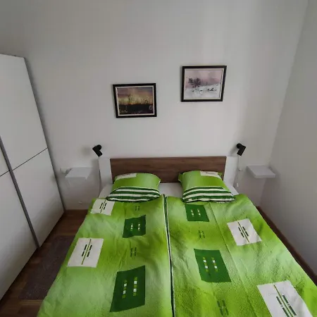 Stefa アパート ズラティボール