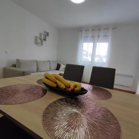 Stefa Apartment